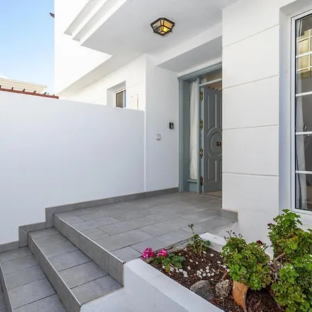 Lotus By Puerto del Carmen (Lanzarote)