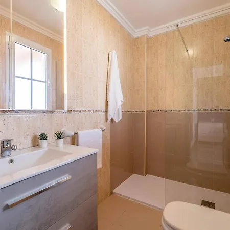 Lotus By * Puerto del Carmen (Lanzarote)