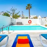 Lotus By * Puerto del Carmen (Lanzarote)