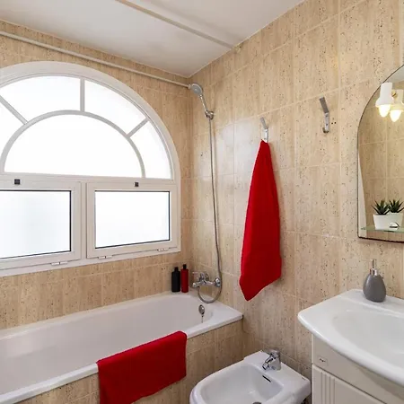 Villa Lotus By Puerto del Carmen (Lanzarote)