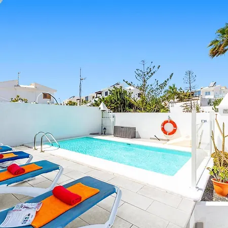 Villa Lotus By Puerto del Carmen (Lanzarote)
