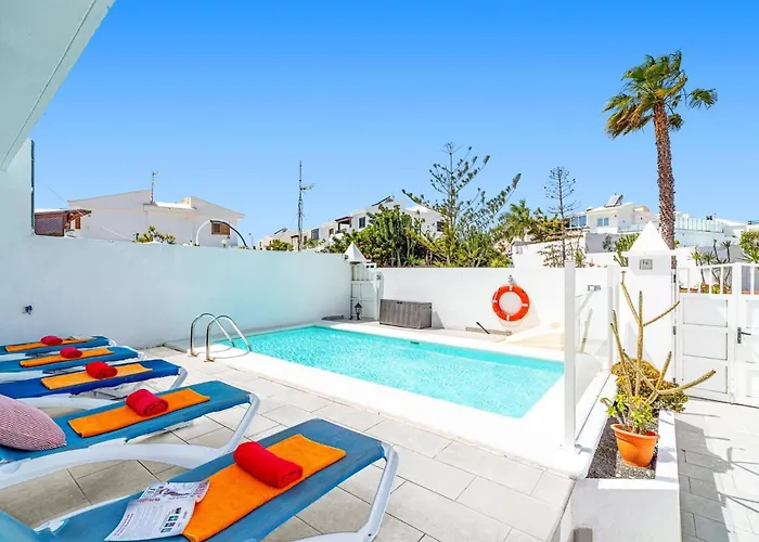 Villa Lotus By Puerto del Carmen (Lanzarote)